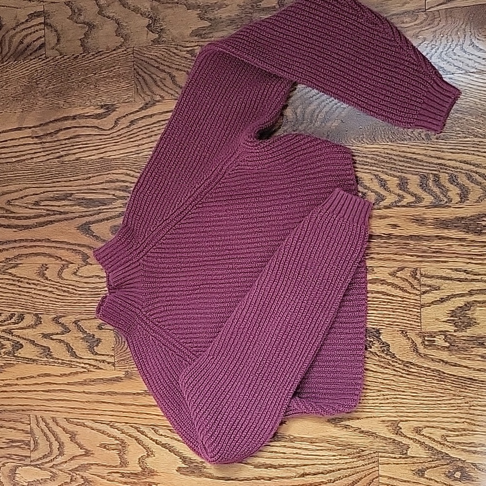 Hollister Crop Sweater
